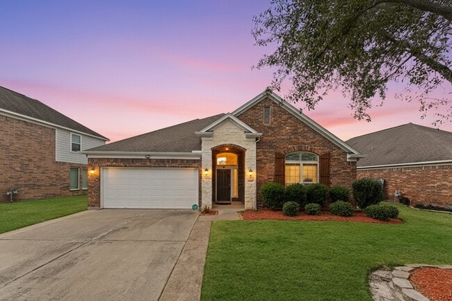 Building Photo - 15103 Russet Bend Ln