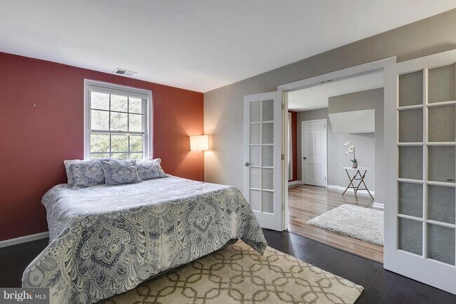 Photo - 4426 36th St S