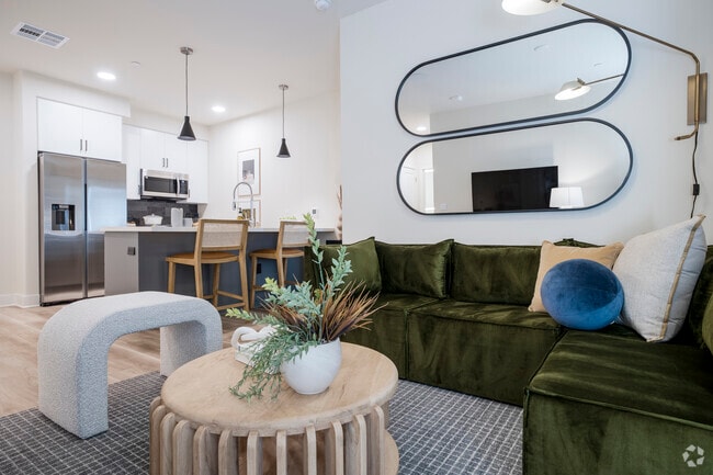 2BR, 2BA - 965SF - Living Room