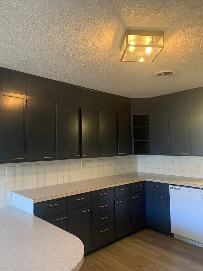 Photo - 1920 Gregory Dr Townhome
