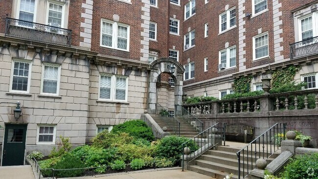 Building Photo - 5 Arlington St Unit 23 Rental