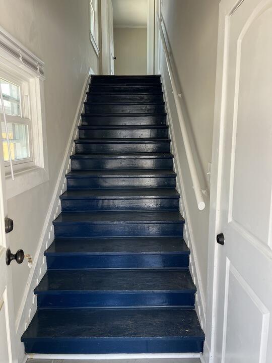 Photo - 327 Meridian Ave