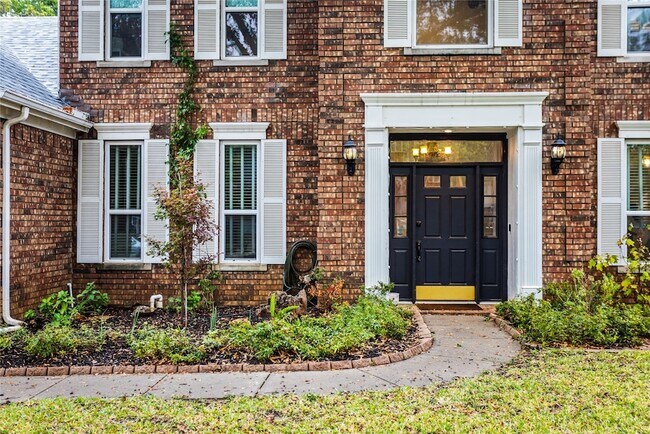 Photo - 5325 Cambridge Ct