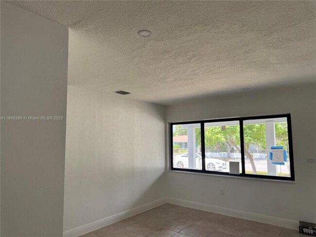 Photo - 3 bedroom in Hialeah FL 33010