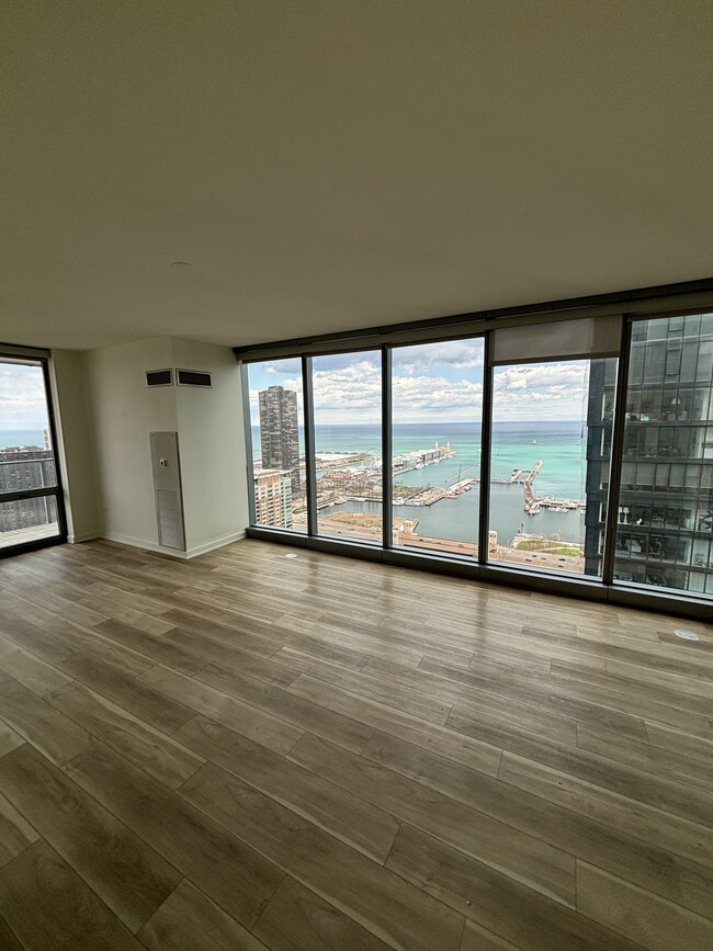 Building Photo - 450 E Waterside Dr Unit 4101 Rental