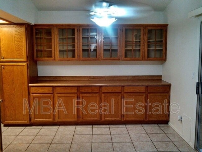 Photo - 2211 E Forge Ave