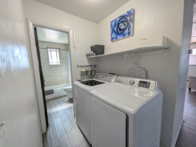 Photo - 240 N 17th St Unit 17th Street