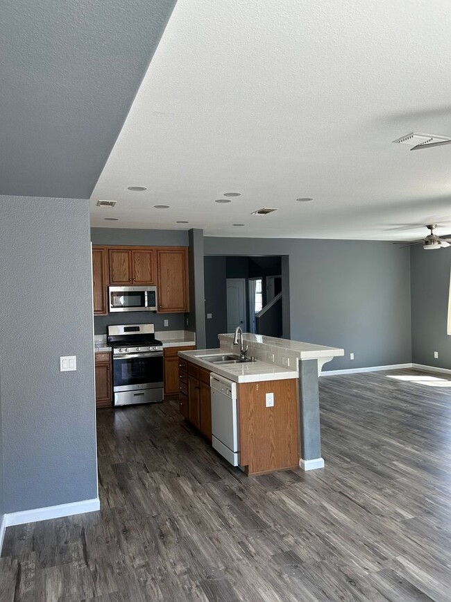 Newly Remodeled 3-Bed Home in Lathrop - Newly Remodeled 3-Bed Home in Lathrop