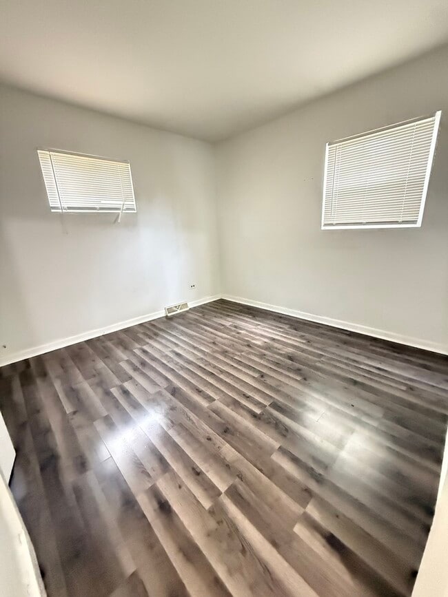 Photo - 2027 Indian Rd