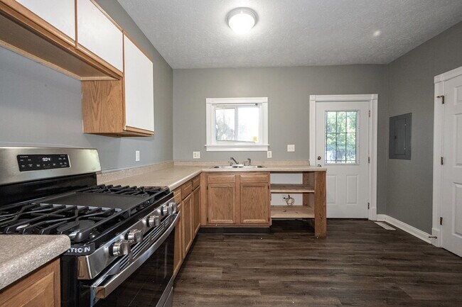 Photo - "Charming 2-Bed Home with Gleaming Hardwoo...