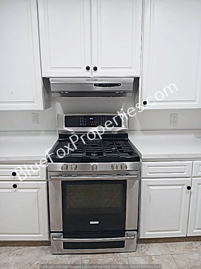 Photo - 2641 N Fontana Ave