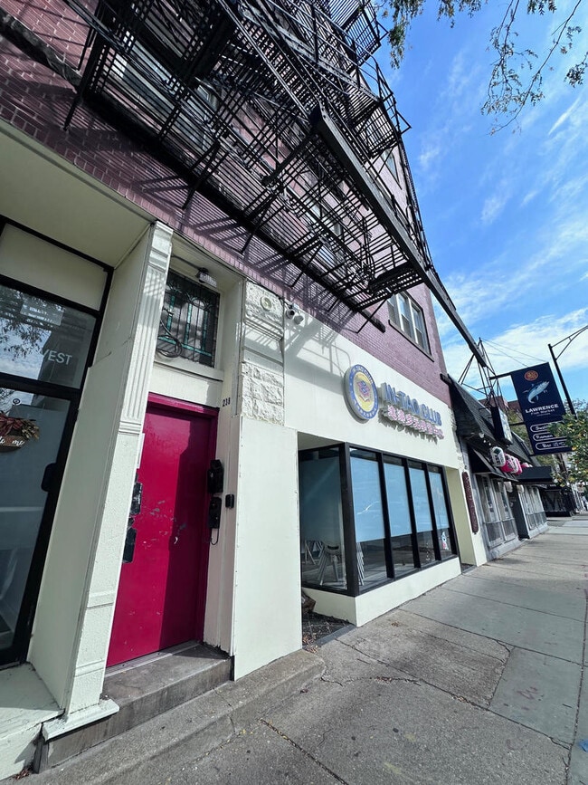 Building Photo - 238 W 31st St Unit 2W