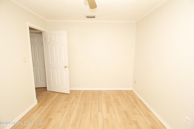 Photo - 2168 Tarrytown Ln NE