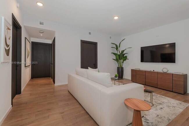 Photo - 398 NE 5th St Condo Unit 3017
