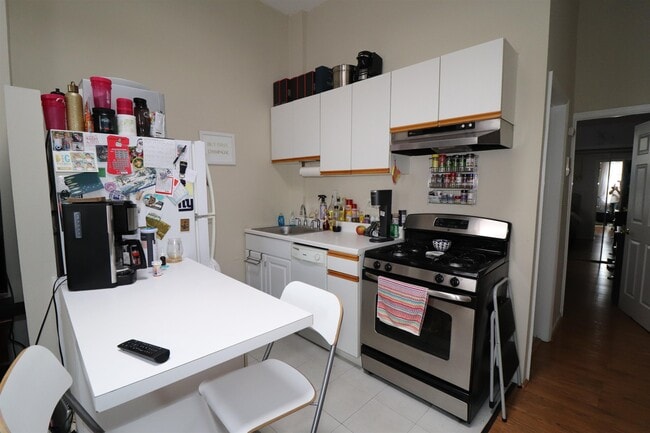 Photo - 308 8th St Unit 2