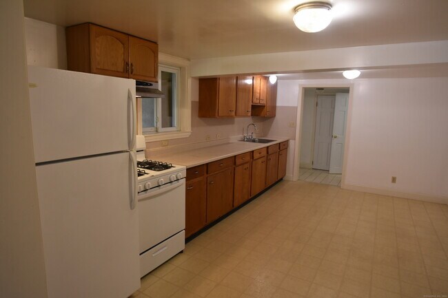 Photo - 244 Davis Ave Unit 1