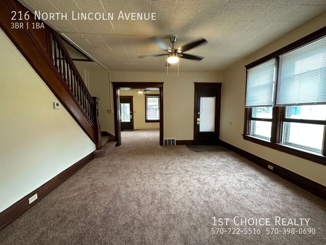 216 N Lincoln Ave