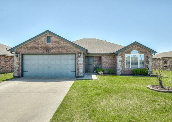Photo - 1098 E 146 Ct S House
