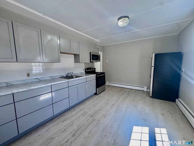 Photo - 197 Potuccos Ring Rd Unit Apt 7