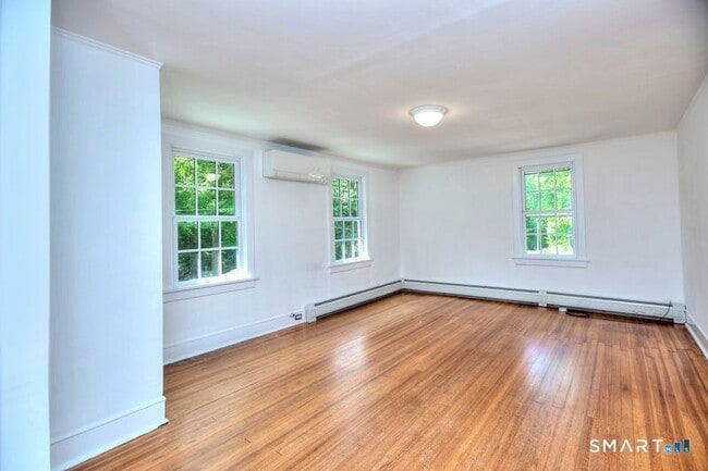 Photo - 94 Honey Hill Rd