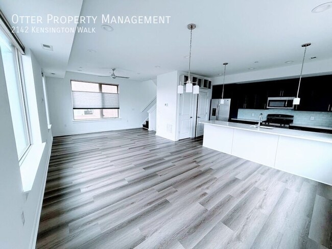 Photo - 2142 Kensington Walk