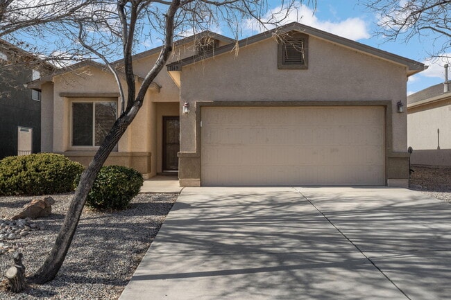 Photo - 1143 Desert Sunflower Dr NE