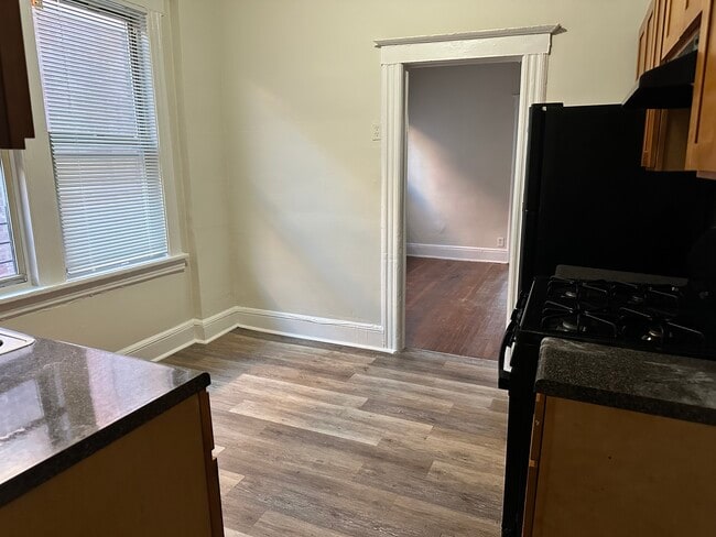 Photo - 375 Madison Ave Unit 4