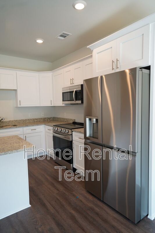 Photo - 492 Gov Treutlen Cir