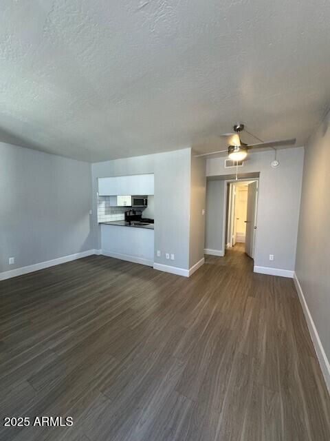 Photo - 2250 W Glendale Ave Unit 1