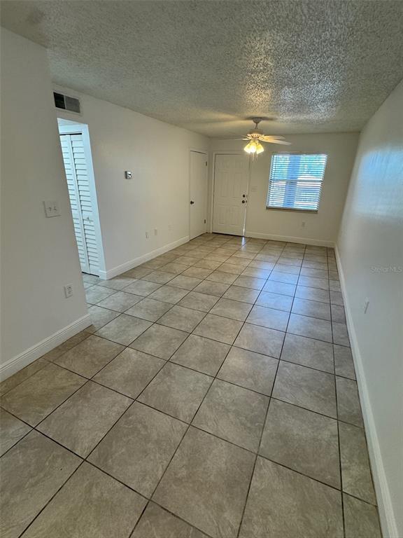 Photo - 1187 Bentley Rd Unit 3