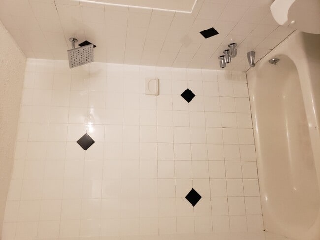 Photo - 8810 Albemarle Rd