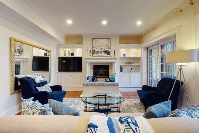 Photo - 23 Pinckney St Unit 1
