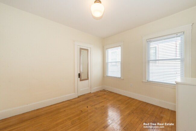 Photo - 31 Champney St