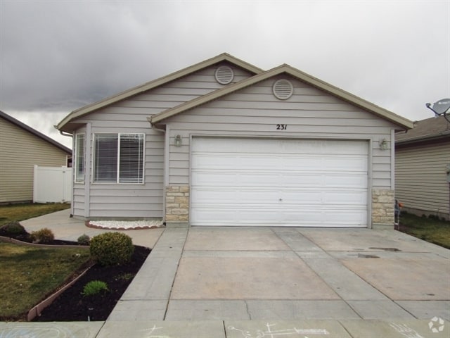 Building Photo - 231 Caleb Dr Rental