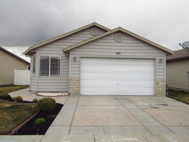 Building Photo - 231 Caleb Dr Rental