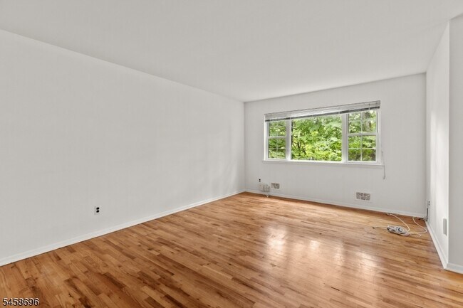 Photo - 88 Poplar St
