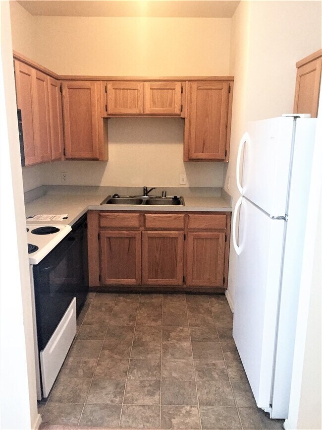 Photo - 1774 N Gregg Ave Unit 4