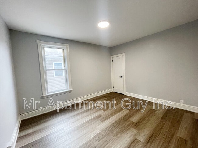 Photo - 700 Wilson St Unit 2