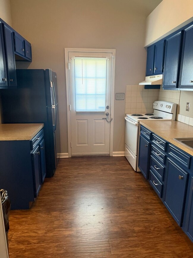 Photo - 1724 Carriage Cove Ln