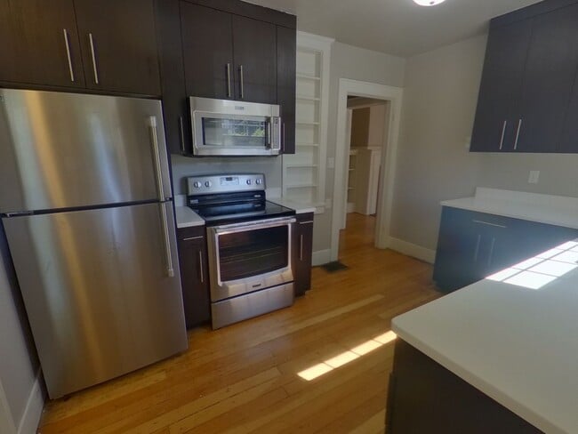 Photo - 2217-2219 NW Van Buren Ave Unit 2219 NW Van Buren Ave