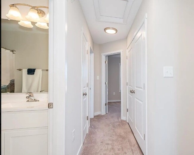 Photo - 185 Carnes Wy