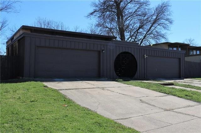 Photo - 6321 Walraven Cir