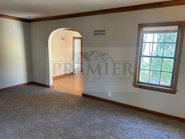 Photo - 6328 College Ave