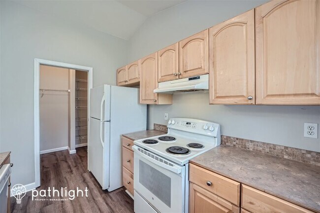 Photo - 2036 South Kent Des Moines Road, Des Moine...