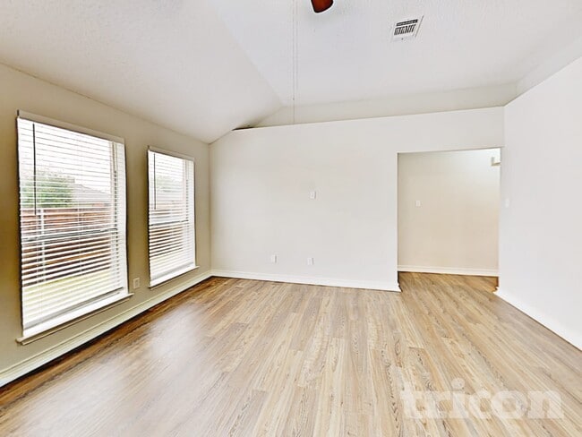 Photo - 7032 Rovato Dr