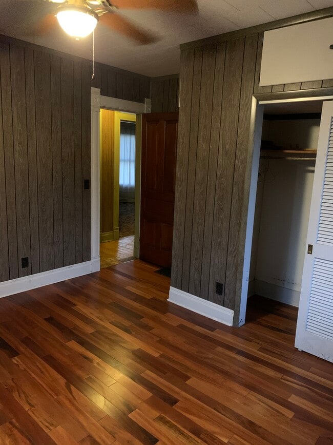 Master Bedroom - 211 Dorwin