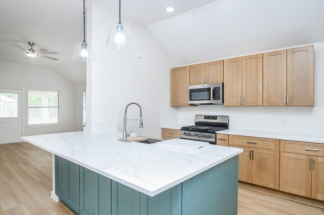 Photo - 20514 Mauve Orchid Way