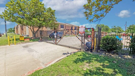 Photo - 3233 Bonnie Dr Unit 225