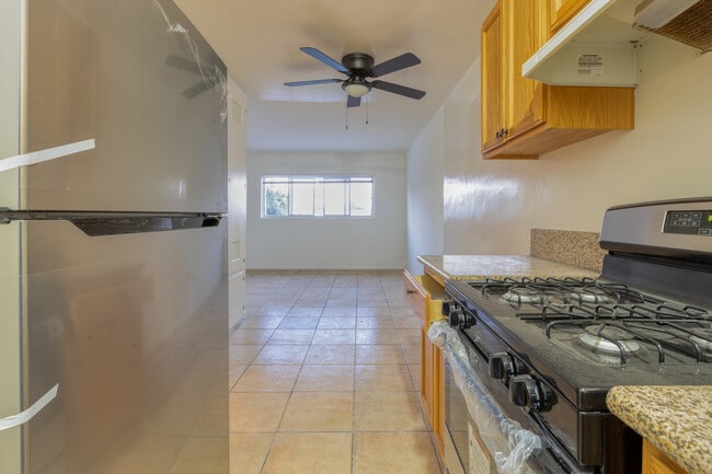 Photo - 15741 Blaine Ave Apartamento Unidad 21