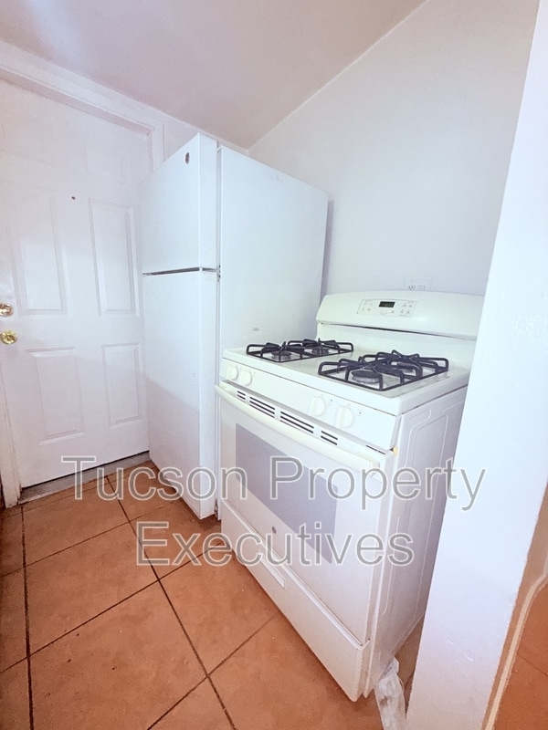 Photo - 1644 N Beverly Ave